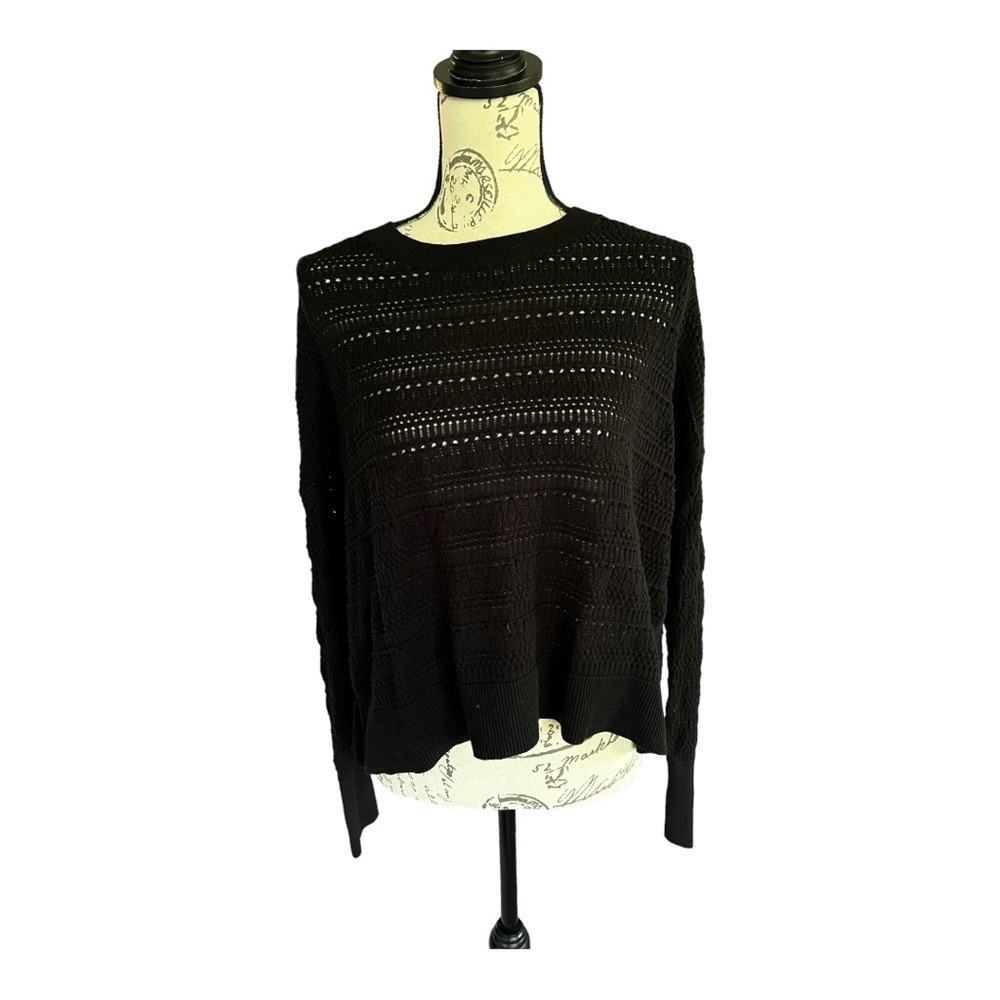 Banana Republic black crew neck sweater size M